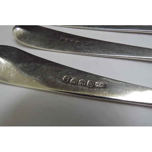 6466 - A set of six William Marshall Georgian silver forks, Edinburgh 1801 and 1802, 394g