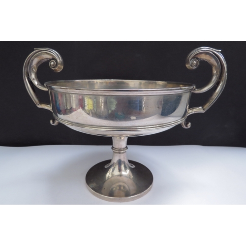 6364 - A Jay Richard Attenborough Co Ltd silver twin scroll handled comport on pedestal base, Chester 1910,... 