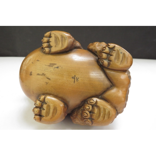 6383 - A Meiji period Japanese boxwood carved toad, 9.5cm long, 6cm tall