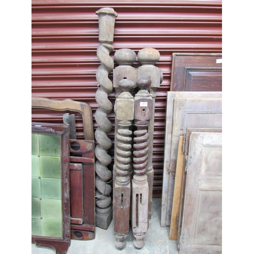 2111 - Two pairs of mahogany newel posts and one other (5)