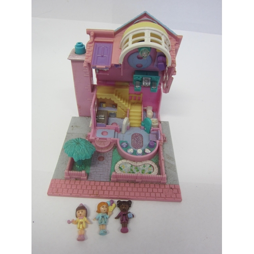 8068 - A collection of Bluebird Toys Polly Pocket play sets c.1990-1996, to include Water Fun Park, Clubhou... 