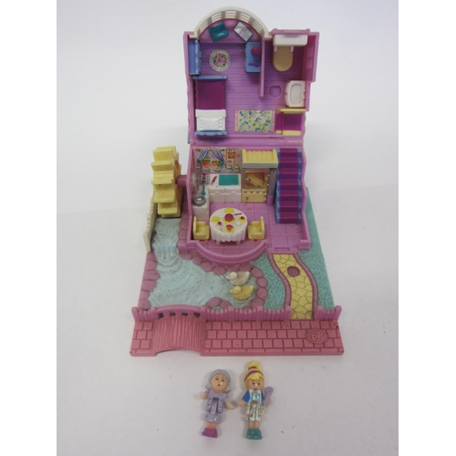 8068 - A collection of Bluebird Toys Polly Pocket play sets c.1990-1996, to include Water Fun Park, Clubhou... 