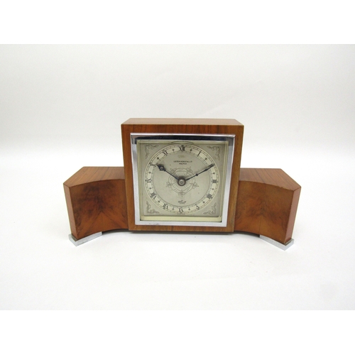 6115 - An Elliott clock deco mantel timepiece, 25cm long