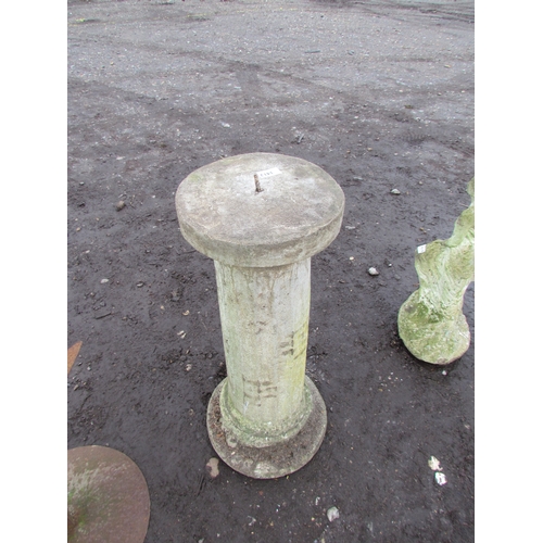 3412 - A composition column garden pedestal