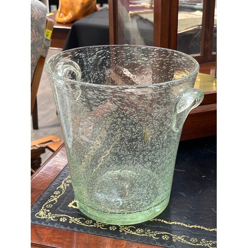 6130 - A bubble glass champagne bucket 23cm tall x 22cm diameter