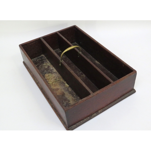 6202 - A Georgian mahogany cutlery box with three long compartments 10cm x 28cm x 39cm