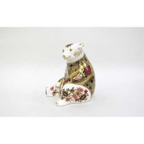 6258 - A Royal Crown Derby paperweight 