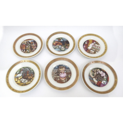 6283 - A set of twelve Royal Copenhagen private commission 