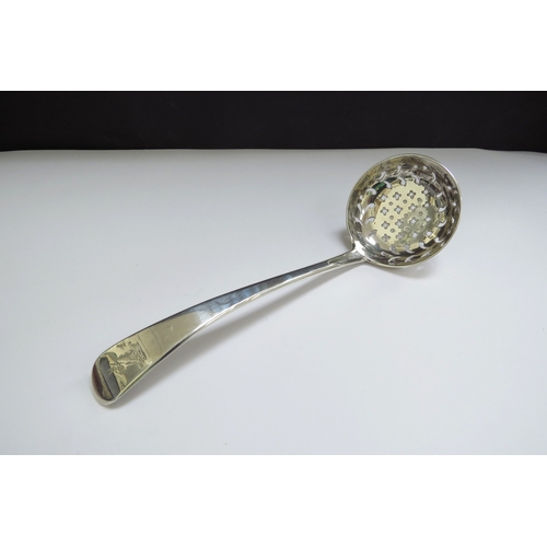 6366 - A Thomas Harper II Georgian silver sifting spoon, London 1806, 47g