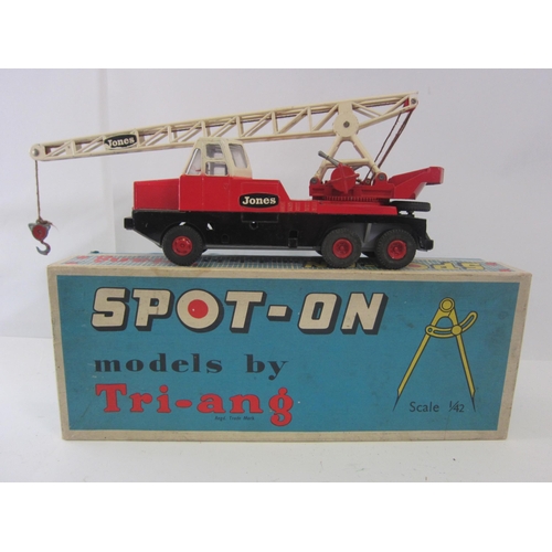 8097 - A Triang Spot-On 117 diecast model Jones Crane KL 10/10 with red body and wheel hubs, cream cab and ... 