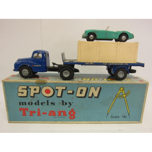 8117 - A Triang Spot-On 106A/OC diecast model Austin Prime Mover with Articulated Flat Float and MGA in cra... 