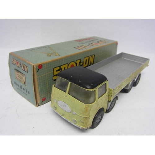 8110 - A Triang Spot-On 109/3 diecast model ERF 68G with Flat Float with Sides, light yellow cab with black... 