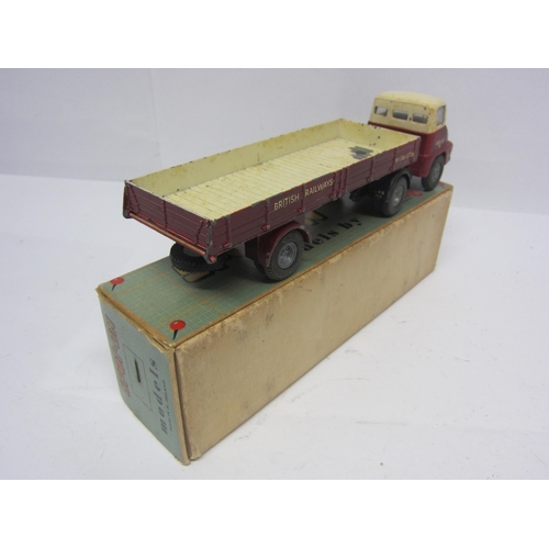 8095 - A Triang Spot-On 111A/1 diecast model Ford Thames Trader with Box Trailer in maroon and cream 'Briti... 