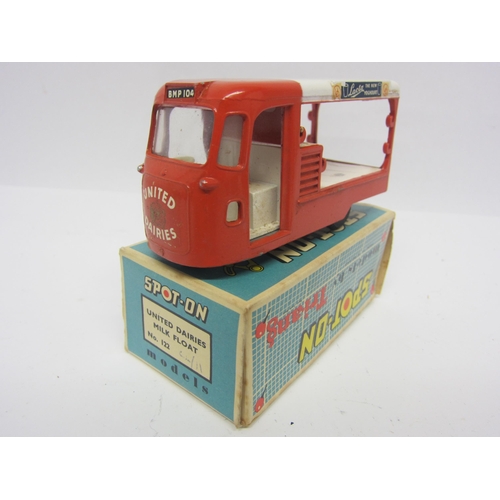 8102 - A Triang Spot-On 122 diecast model United Dairies Milk Float, red and white body with 'Lacta' decals... 