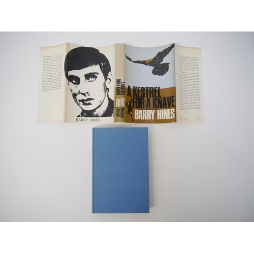 7185 - Barry Hines: 'A Kestrel for a Knave', London, Michael Joseph, 1968, 1st edition, original cloth lett... 