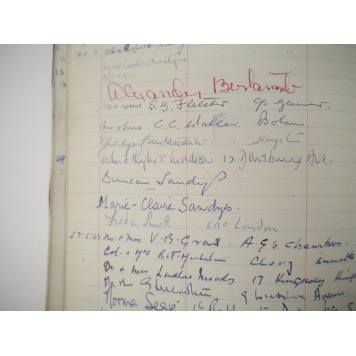 7301 - A Visitors' Book containing approx. 2000 autographs 1956-1967, many of politicians, diplomats, civil... 