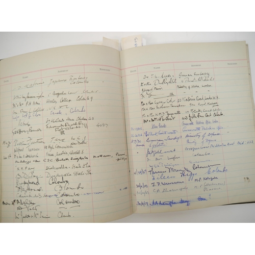 7301 - A Visitors' Book containing approx. 2000 autographs 1956-1967, many of politicians, diplomats, civil... 