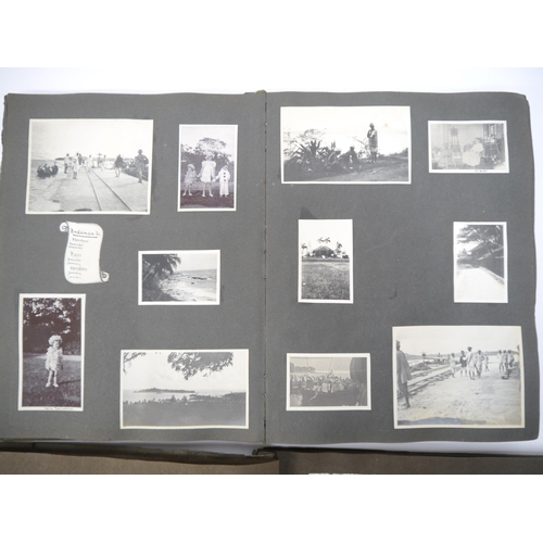 7339 - (India) Photo album compiled, possibly by a British official, in the course of extensive travels in ... 