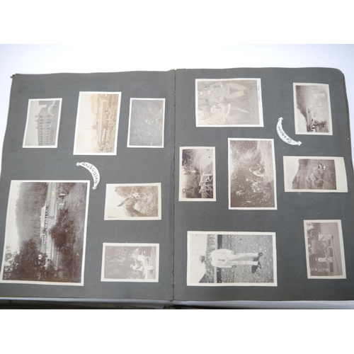 7339 - (India) Photo album compiled, possibly by a British official, in the course of extensive travels in ... 