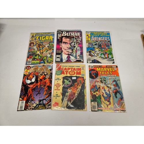 8039 - A collection of assorted Marvel and DC comics including Superman, Daredevil, Batmam, West Coast Aven... 