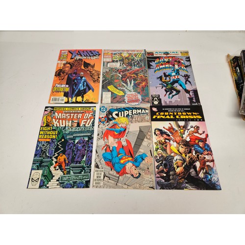 8039 - A collection of assorted Marvel and DC comics including Superman, Daredevil, Batmam, West Coast Aven... 