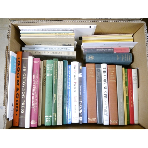 7082 - A box of Private Press, Typography, Printing reference books, including Kelmscott, Golden Cockerel, ... 