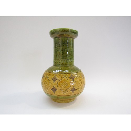 9062 - A Bitossi Italian Pottery vase in green and ochre colours. 21cm high