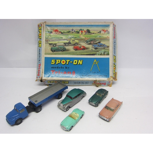 8120 - A Triang Spot-On Presentation Set No.0 box containing five playworn Spot-On diecast model vehicles t... 