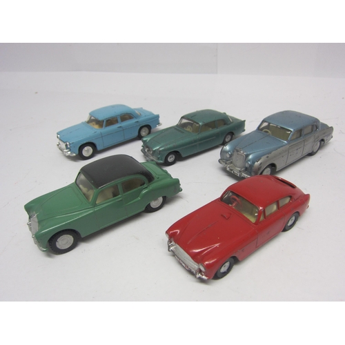 8124 - Five unboxed Triang Spot-On diecast cars to include 101 Armstrong Siddeley Sapphire with green body ... 