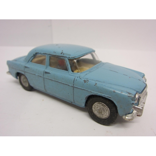 8124 - Five unboxed Triang Spot-On diecast cars to include 101 Armstrong Siddeley Sapphire with green body ... 