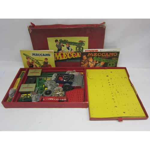 8358 - A Meccano Set 8 box and loose contents (unchecked)