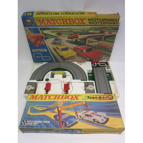 8144 - A boxed Matchbox Superfast SF5 Double Track Race Set and M2 Motorised Motorway Set (2, no cars, boxe... 