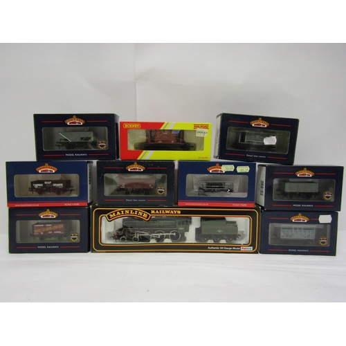 8475 - A boxed Mainline 00 gauge 37-053 Standard Class 4 locomotive and assorted boxed rolling stock to inc... 