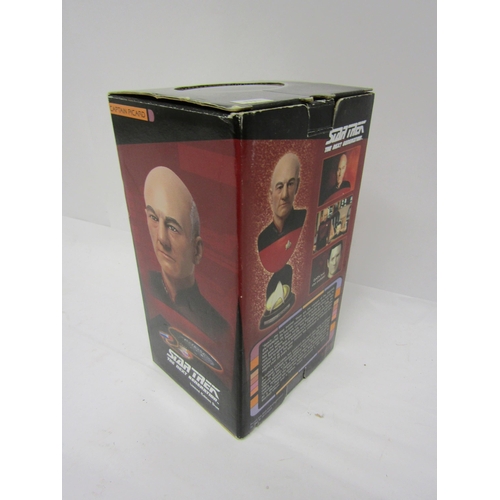 8073 - A boxed Sideshow Collectibles limited edition bust of Patrick Stewart as Captain Jean Luc Picard in ... 