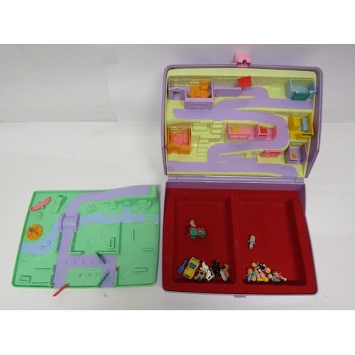 8067 - A collection of Polly Pocket and similar playsets, c.1989-1996, to include Bluebird Toys Polly's Hou... 