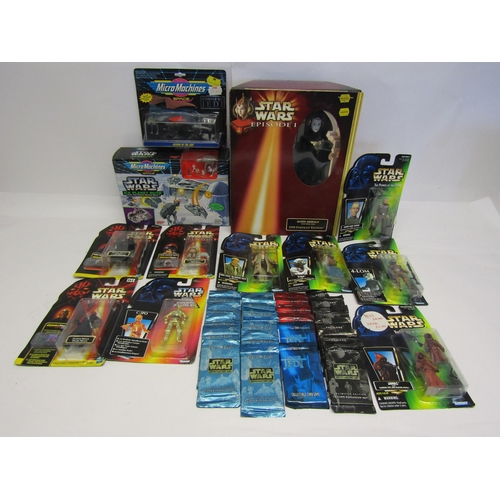 8065 - A collection of Star Wars figures, toys and collectables comprising carded Kenner The Power Of The F... 