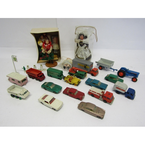 8195 - A collection of unboxed Lesney Matchbox Series diecast model vehicles and a small quantity of costum... 