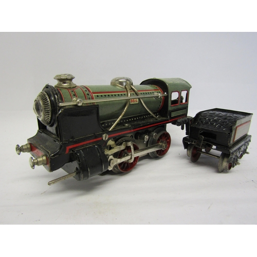 8479 - A Paya (Spain) 0 gauge train set, comprising tinplate electric 0-4-0 locomotive no.984, tender, four... 