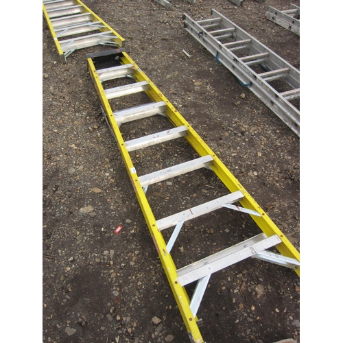 3516 - A set of 8 tread fibreglass steps