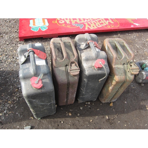 3616 - Two jerry cans and two plastic fuel cans     (E) £6-12