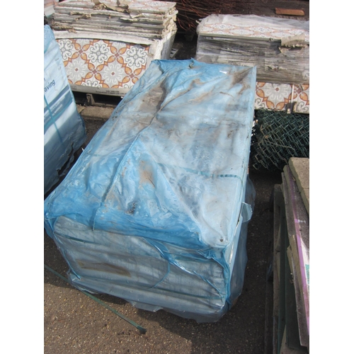 3657 - A pallet of unused paving    (R) £150