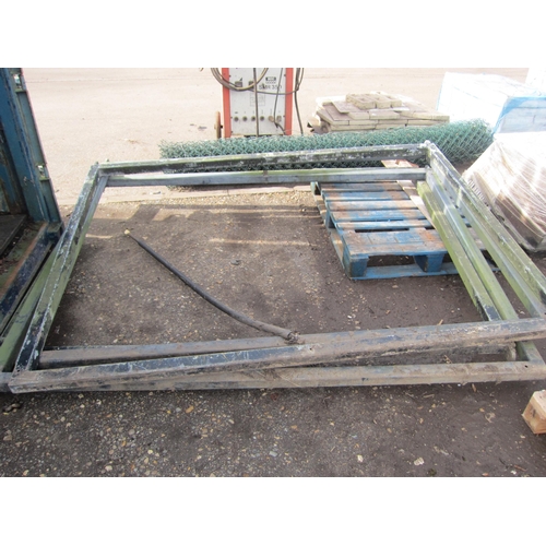 3663 - Four galvanised gate frames