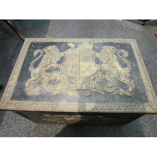 1077 - An armorial design coal box