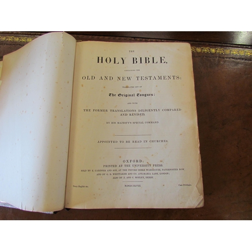 1164 - A Victorian family Holy Bible