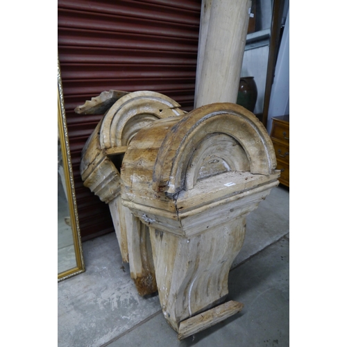 2103 - A pair of 19th Century pine arched corbels a/f