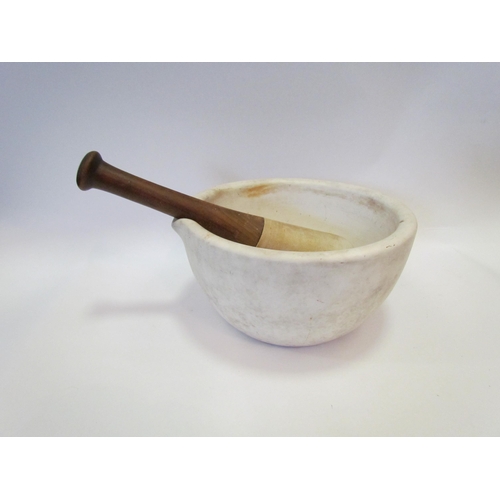 1222 - A large pestle and mortar