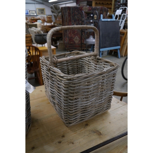 2251 - A wicker rectangular shopping basket