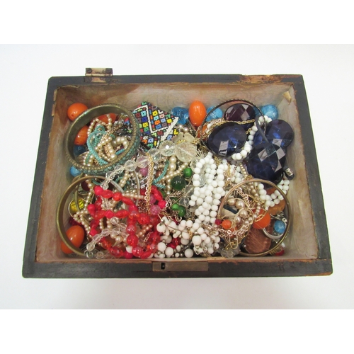 1365 - A marquetry box (a/f) with bijouterie contents including glass and plastic necklaces, etc.