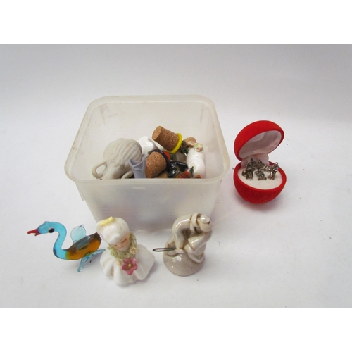 1443 - A box of miscellaneous miniatures to include glass animals, jug, crested ware, miniature pewter nati... 