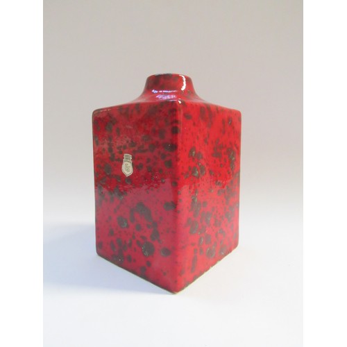 9131 - A late 1960’s ES Keramik 663/17 form Cubus vase, glossy red and selenium black lava glazes. Original... 